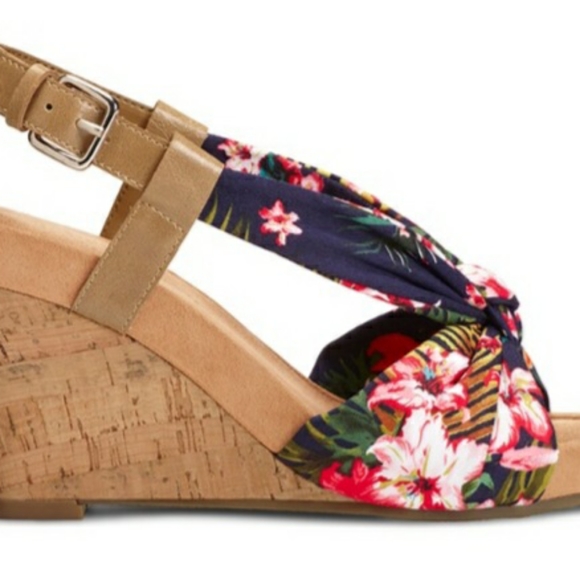 Aerosoles  plush pillow wedge shoes - Picture 3 of 7